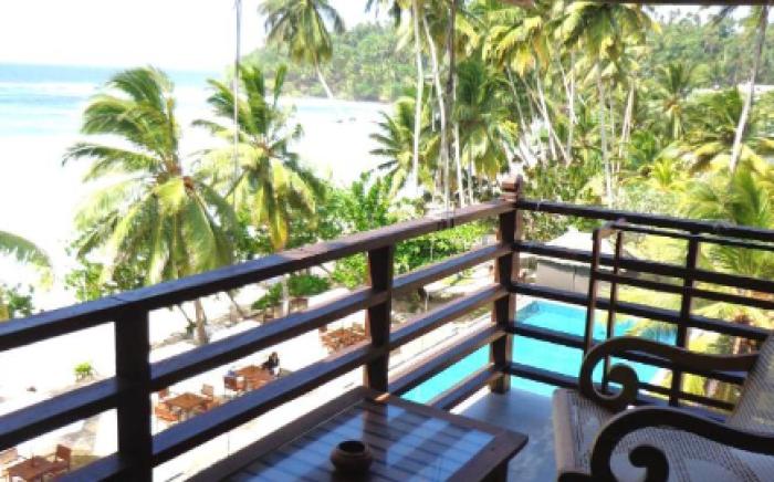 Paradise Beach Club
