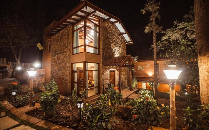 Sereno Barn Private Pool Villa , Chikmagalur