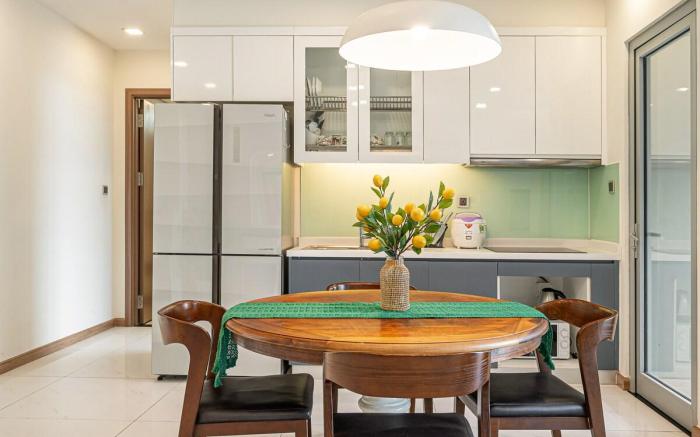 Vinhomes-2 bedrooms Condo with nice view