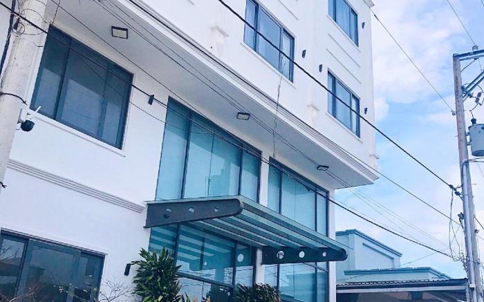 Ht hotel