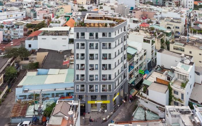 Studio 2 pax & balcony-Near Airport-Phu Nhuan dist