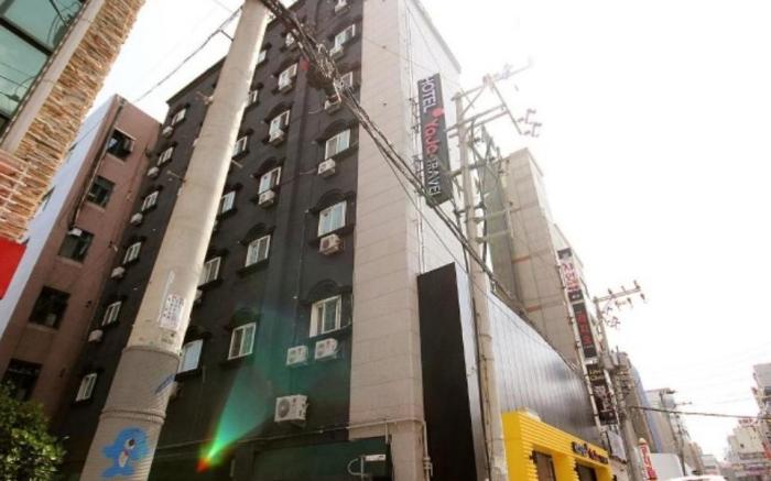 Hotel H2