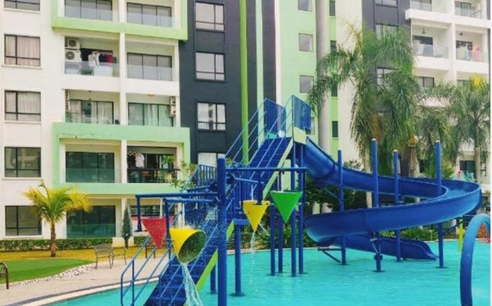 Cozy Homestay Manhattan Ipoh water park , 12pax