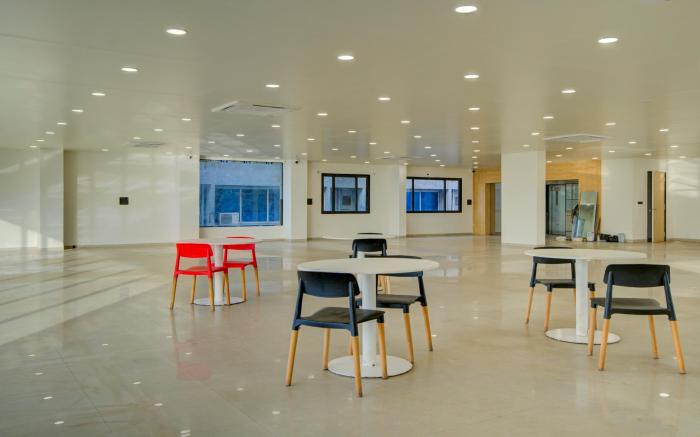 Treebo Grand Lotus - 3 Km From Textile Market