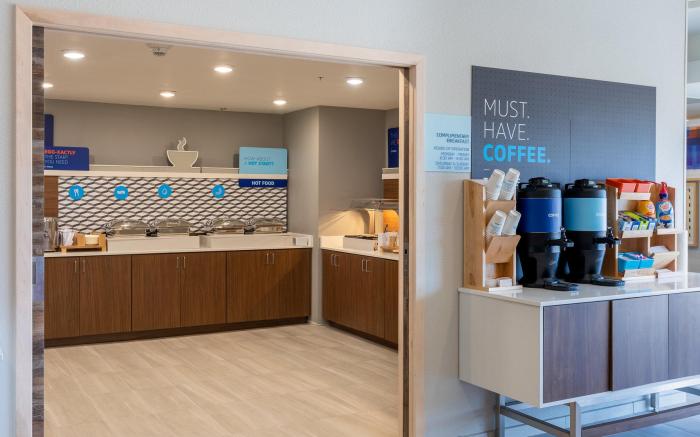 HOLIDAY INN EXPRESS AND SUITES ENGLEWOOD DENVER SOUTH By IHG