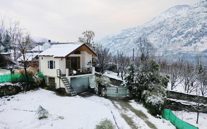 Aatithya Cottage Raison(Manali) 