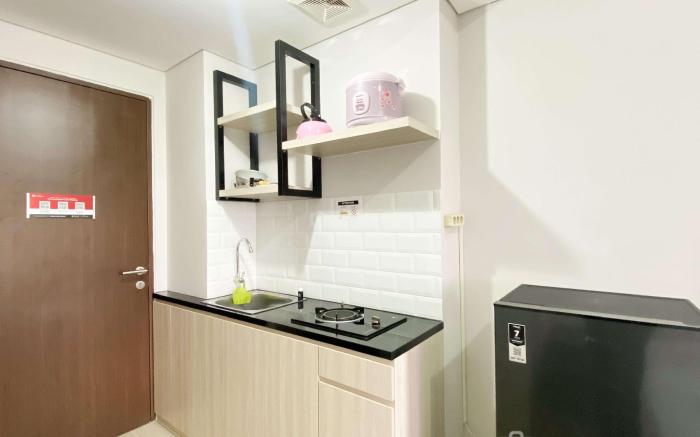Warm Studio Transpark Juanda Bekasi By Travelio