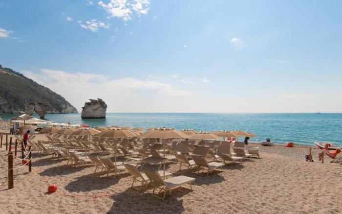 Apulia Hotel Baia Dei Faraglioni