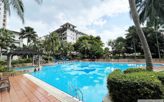 Central Condo 3pax/1room/Wi-fi/frnt Mahkota Parade