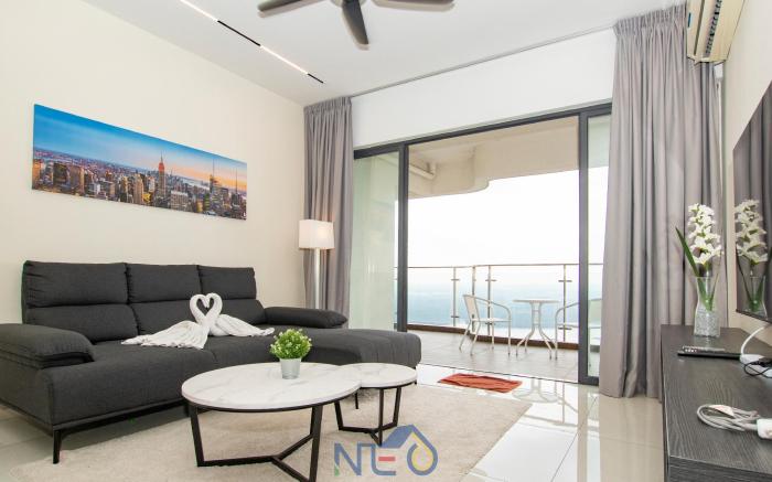 Sea View Country Garden Danga bay by Neo Suites