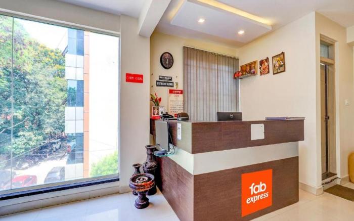 FabExpress Kings Suites HRBR Layout - Nr. Manyata Tech Park