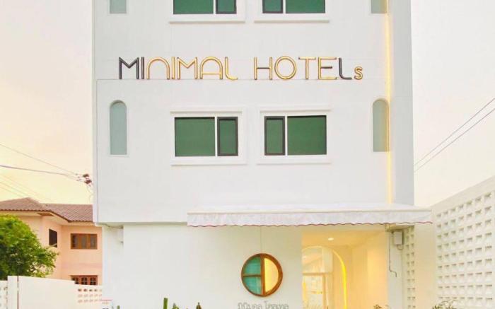 Minimal Hotels 
