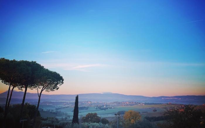 Magical 6 bedroom villa breathtaking Tuscan views 