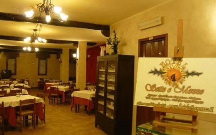Hotel Sette E Mezzo