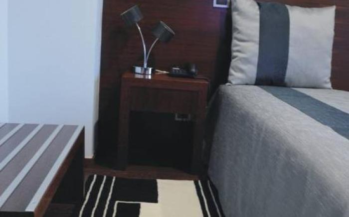 Hotel Portas De Santa Rita