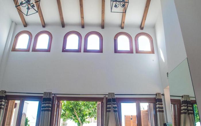 Entire house - 7 bedroom Villa for 15 ppl Heated pool, sauna, hot tub on El Valle Golf, Murcia