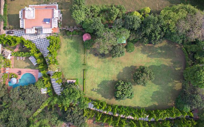 StayVista at Estate 10 by Tarika