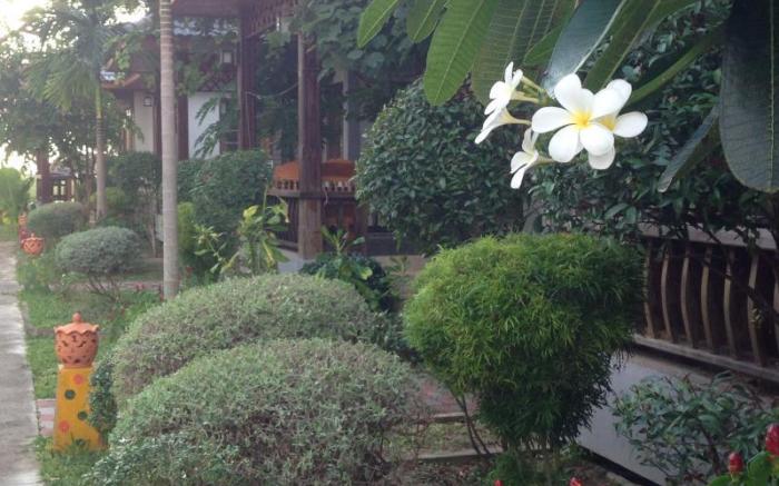 Khum Laanta Resort