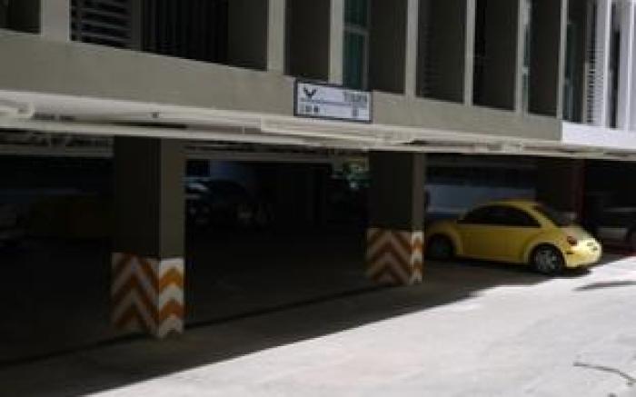 Thanyalak@The Gallery Condominium