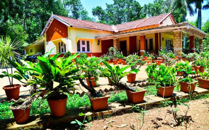 Niraamaya Luxury Private Home Stay, Chickmagalur