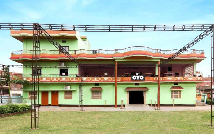 Hotel O Ramnagar Varanarasi