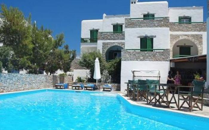 Yperia Hotel