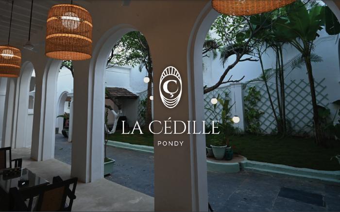 La Cedille - French Heritage House 