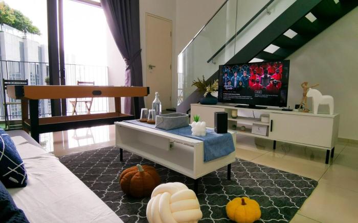 EkoCheras Loft 5 pax, 2Carpark #Snooker #Balcony