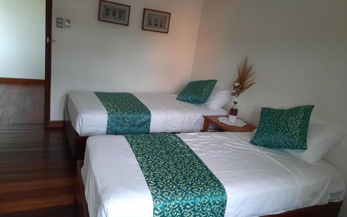 BALE B&B, BISTRO & CAFE