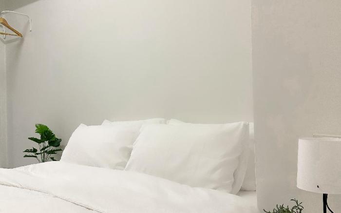 Montana Hotel & Hostel Phuket