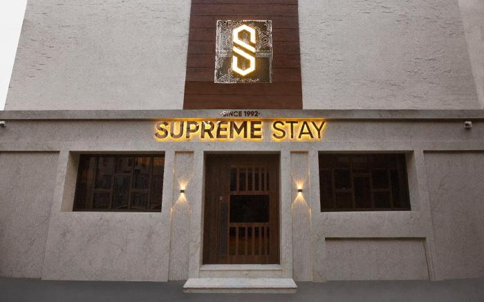supreme stay