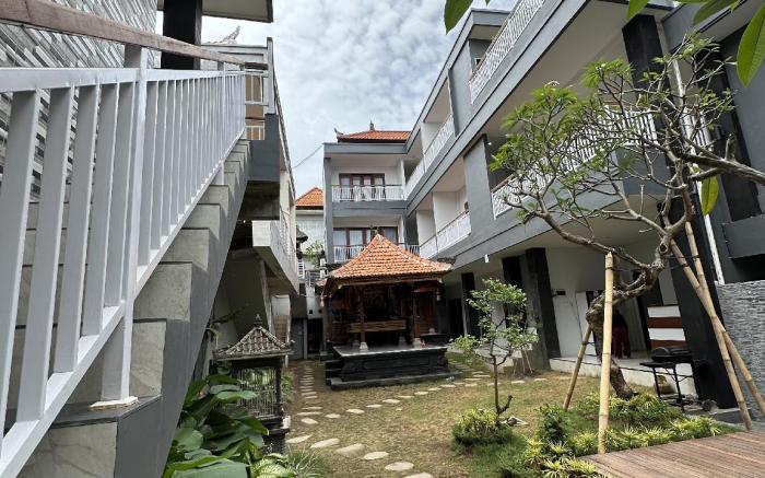 Dukuh Segara Guest House