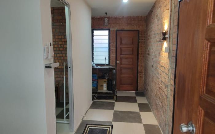 ROOMSTAY NURFADZ SG BULOH