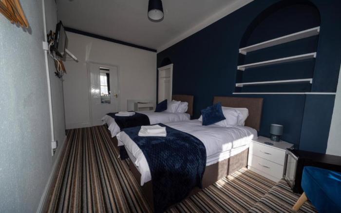 OYO Lord Kitcheners Guest House