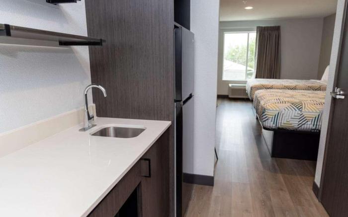 Studio 6 Fort Worth, TX - Lake Worth