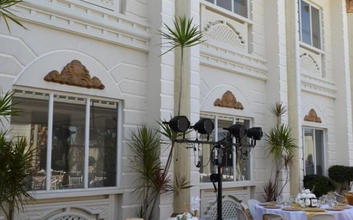 El Palacio Hotel & Resort