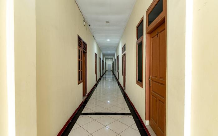 RedDoorz near Kelapa Gading