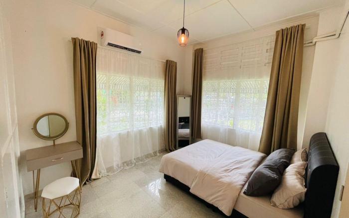 British Granny's Cottage in Penang Island