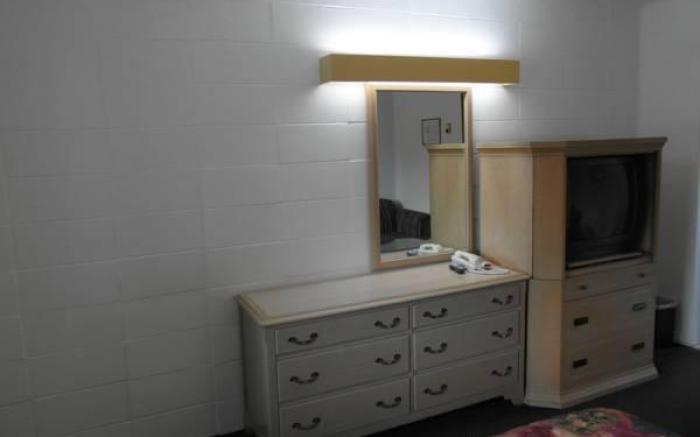 Arnprior Motor Inn