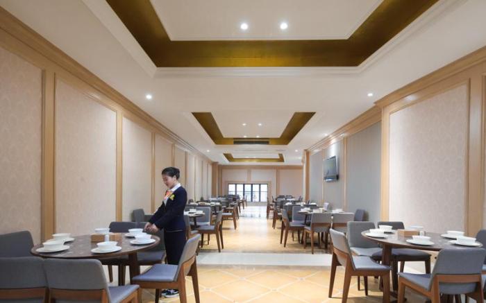 Vienna International Hotel Nanchang Qingshan Lake Wanda Plaza