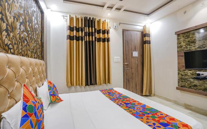 FabHotel Shri Ram Kashi