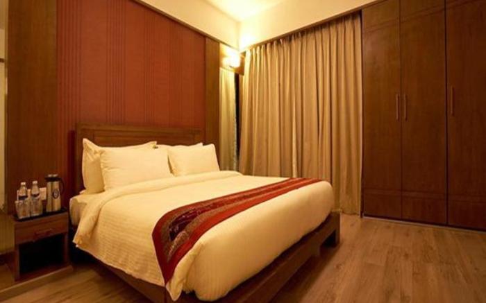 FabHotel Prime Ivy Studio - Nr. Symbiosis college, Pune