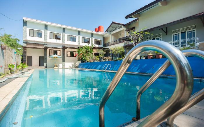 Urbanview Hotel Syariah Villa SM Cisarua Puncak by RedDoorz