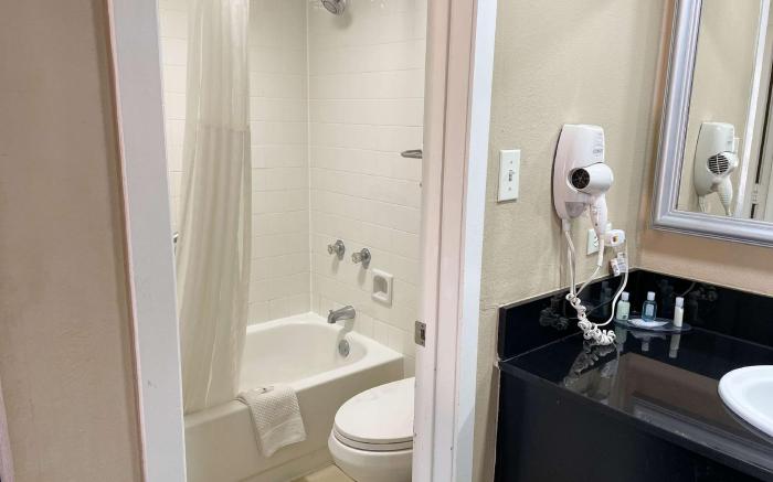 Studio 6  Suites North Richland Hills, TX