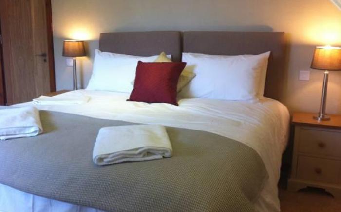 Three Horseshoes Country Inn