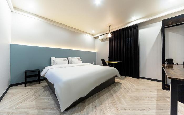 Masan First Class Hotel