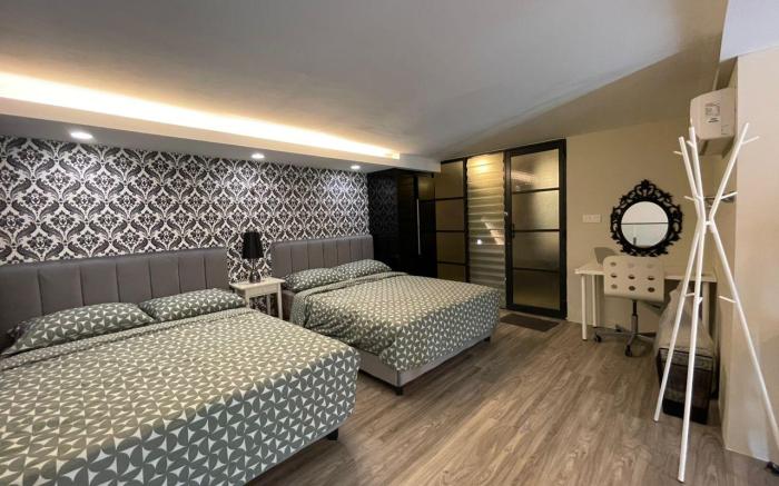 Studio Loft@Empire Damansara(Free Wifi & Parking)