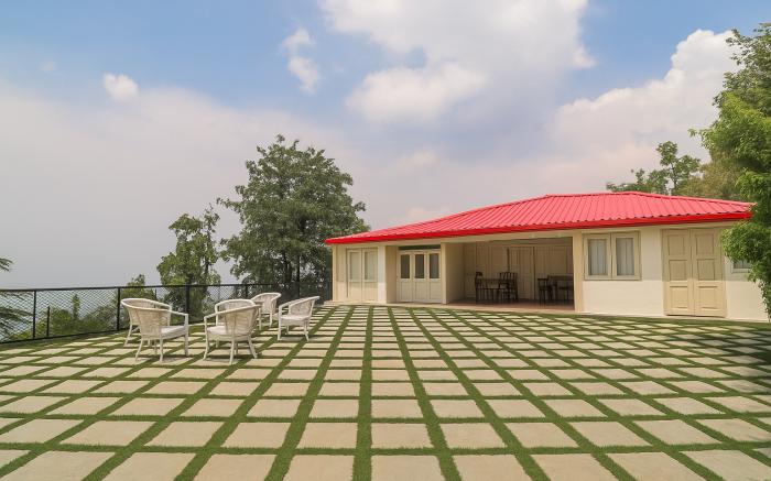 The HillCrest Mussoorie - Mall Road 