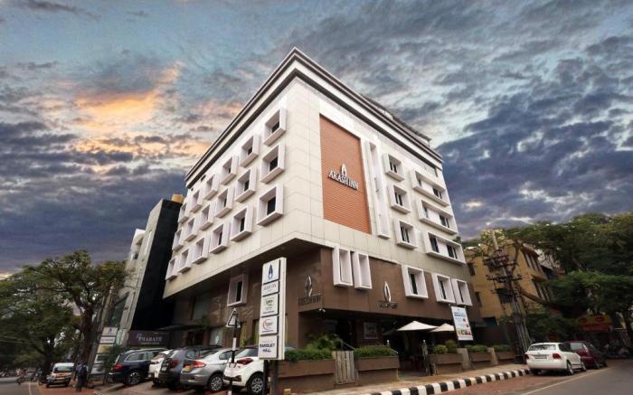 Akash Inn