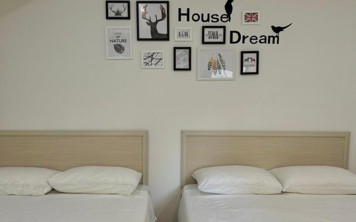 S Taipei Ximening Swome Home (MRT 6 minutes)
